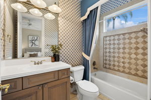 Full bath for bedroom 3