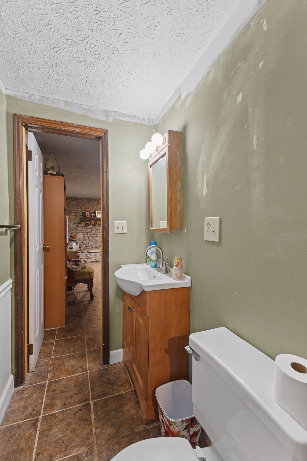  Photo 23