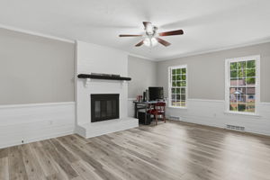 07-Family Room