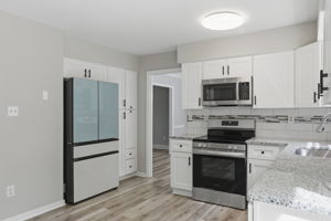 13-Kitchen
