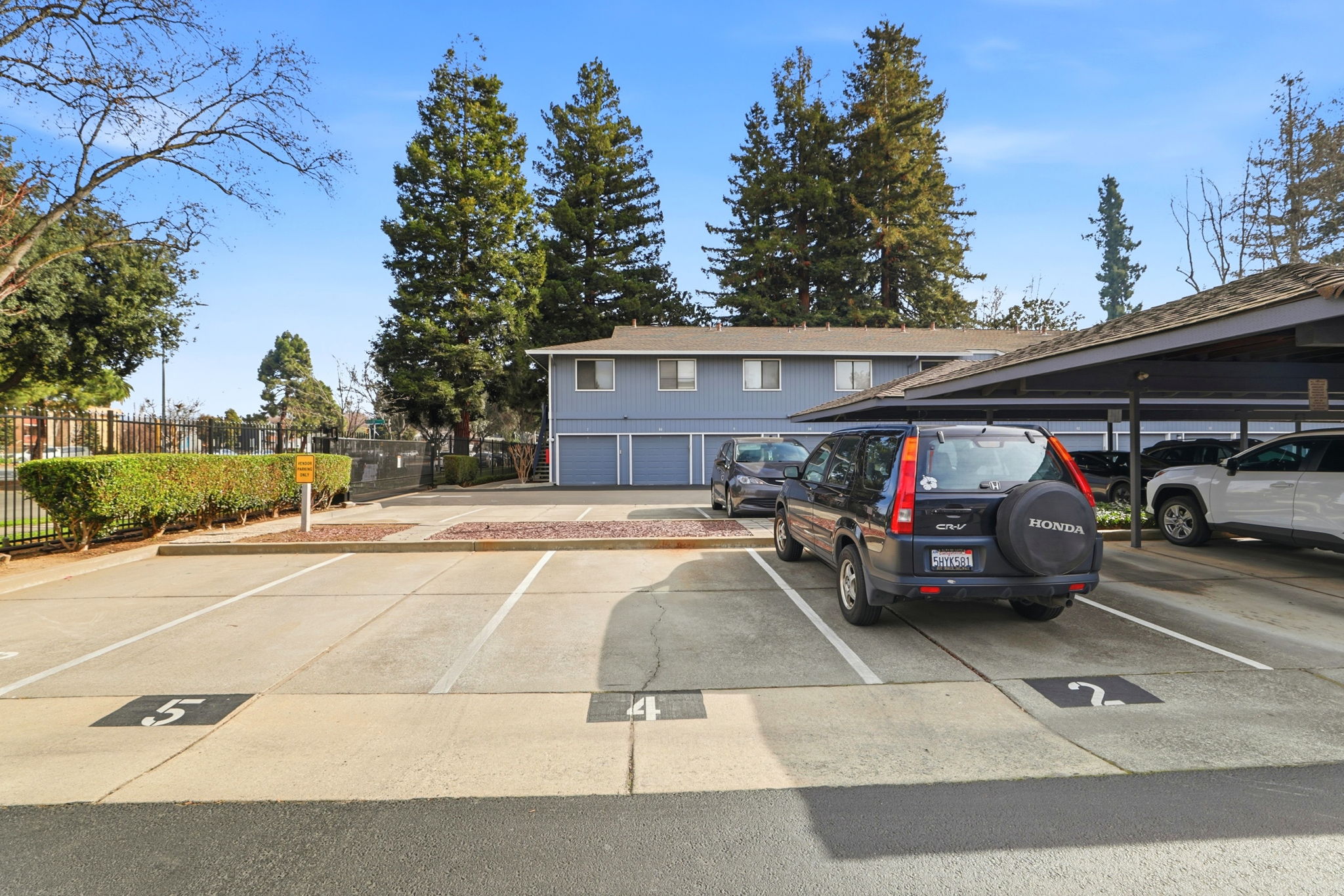 036_F8_4013 Ralston Common