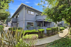 002_F8_4013 Ralston Common