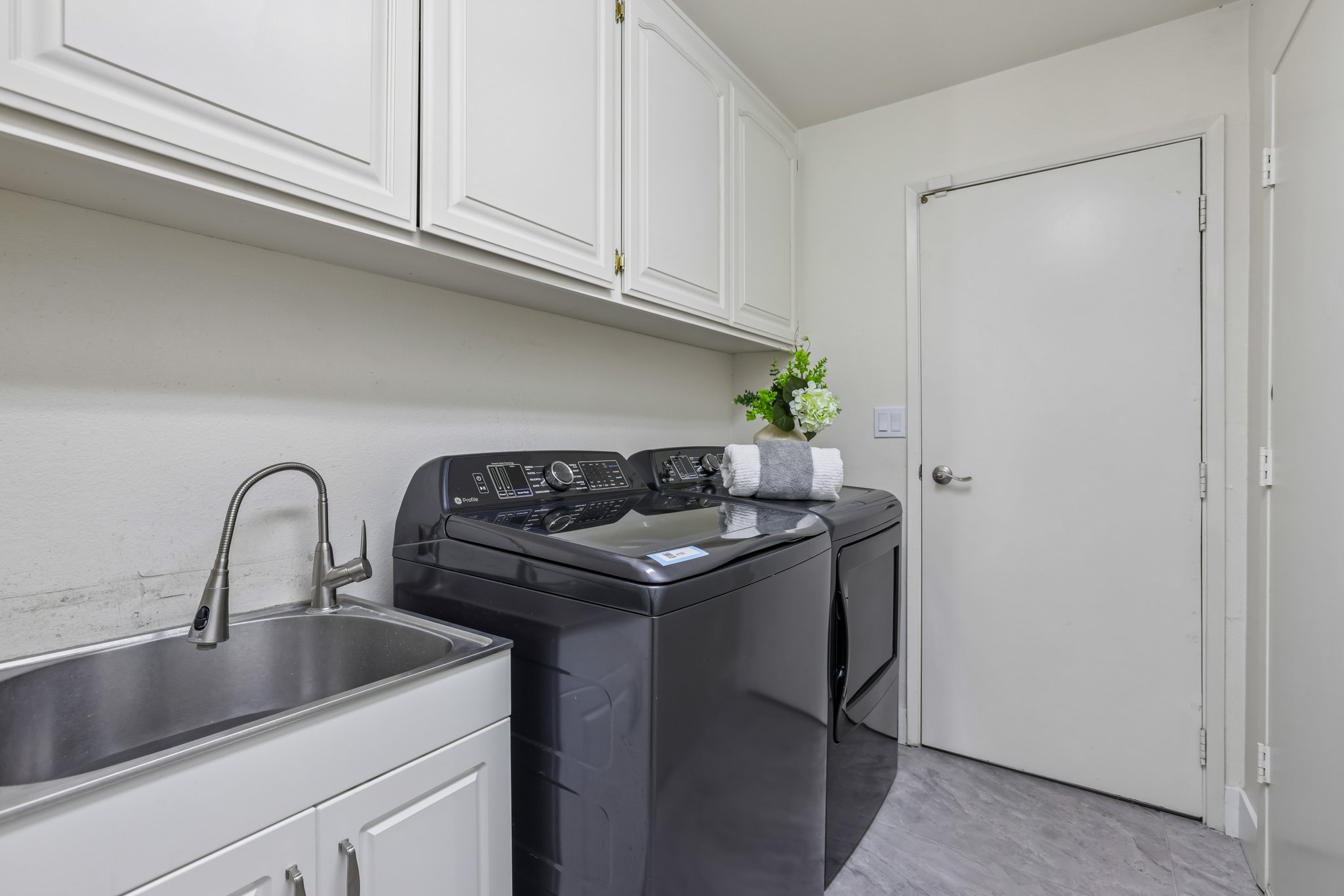 4014 Higuera Highland Ln-S0209-032.jpg
