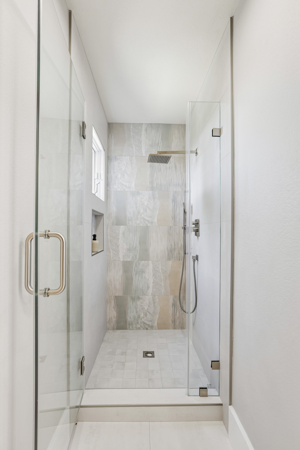 4014 Higuera Highland Ln-S0209-038.jpg