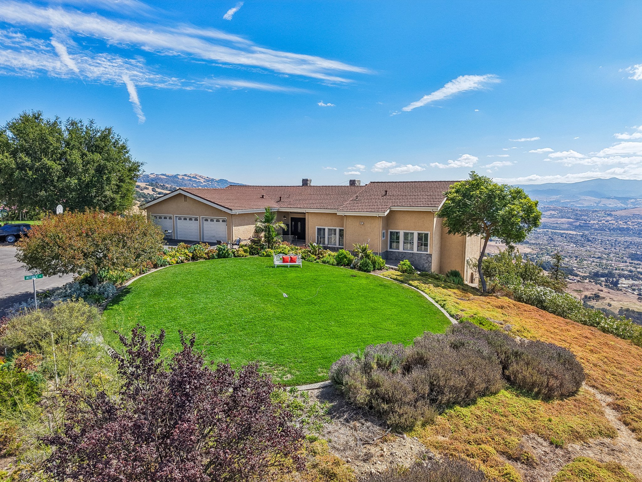 4014 Higuera Highland Ln-S0209-089.jpg
