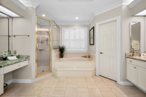 Upper Level Primary Bathroom1a