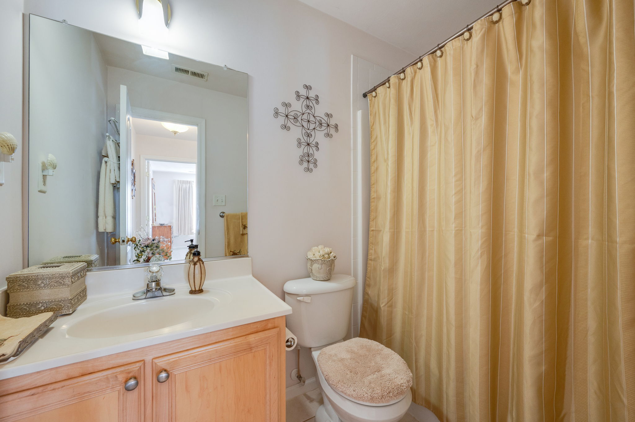 4016 Lakeview Dr, Chesapeake, VA 23323, USA Photo 34