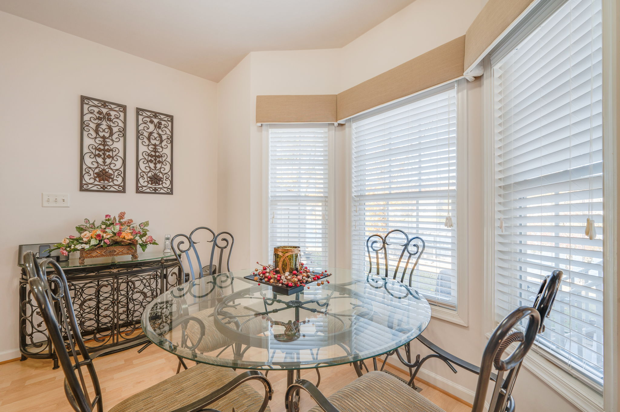 4016 Lakeview Dr, Chesapeake, VA 23323, USA Photo 17