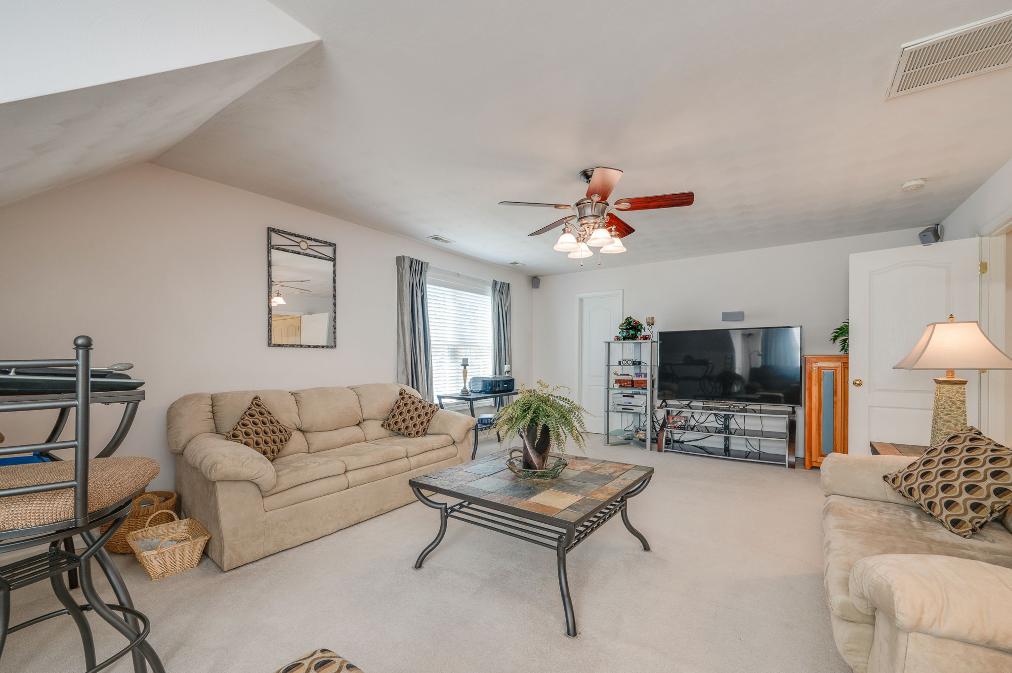 4016 Lakeview Dr, Chesapeake, VA 23323, USA Photo 38