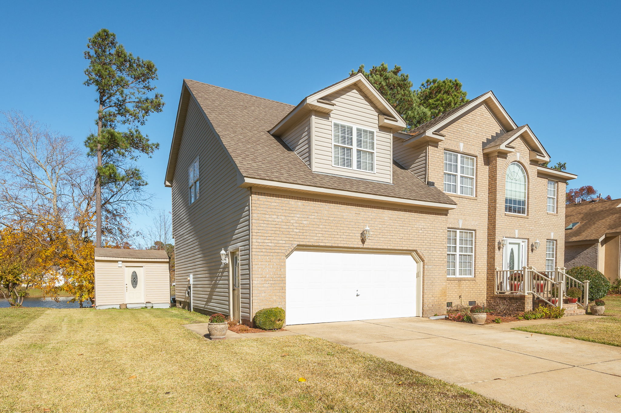 4016 Lakeview Dr, Chesapeake, VA 23323, USA Photo 3