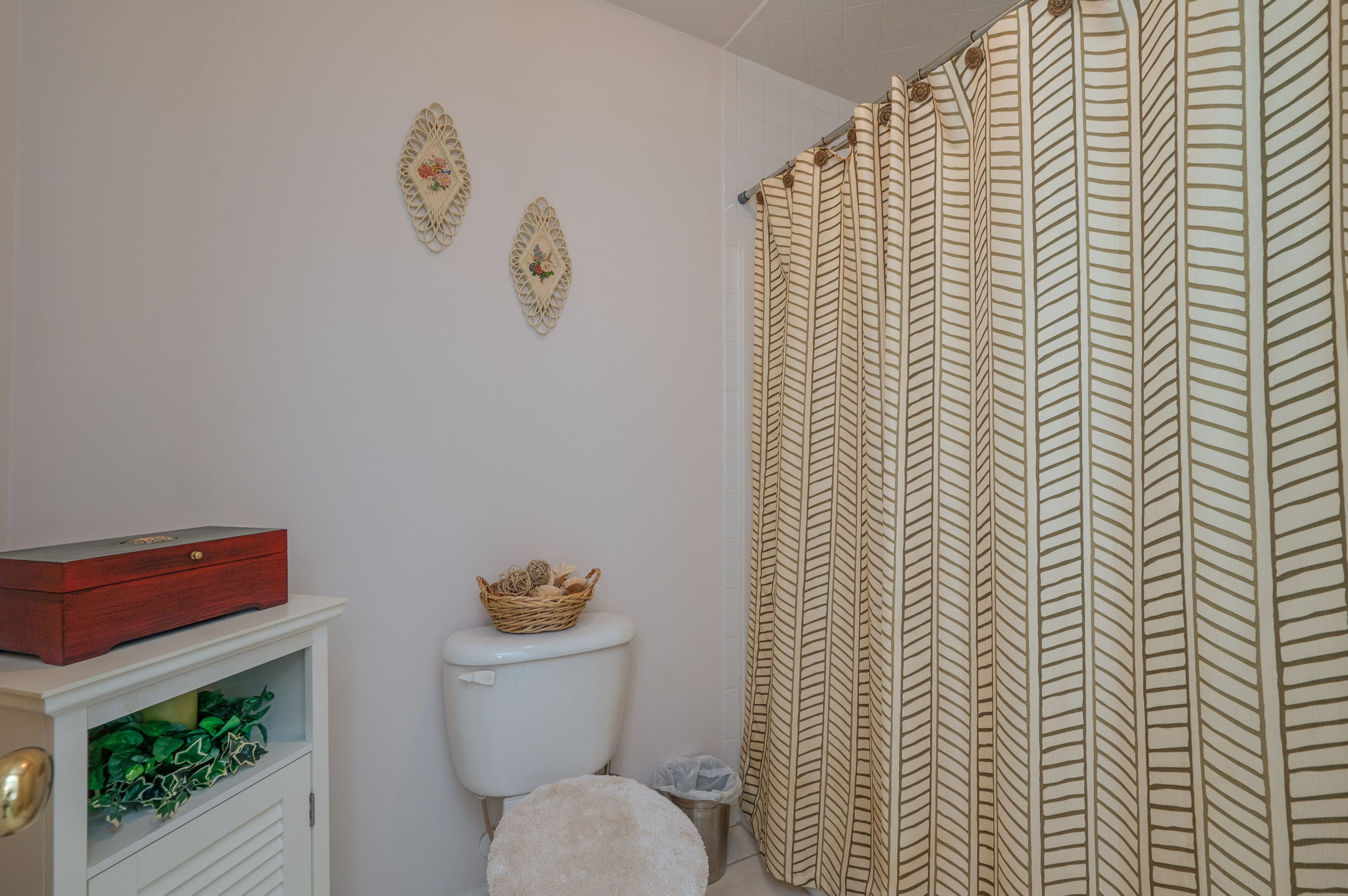 4016 Lakeview Dr, Chesapeake, VA 23323, USA Photo 30