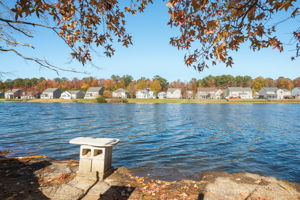 4016 Lakeview Dr, Chesapeake, VA 23323, USA Photo 46