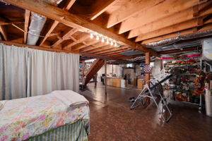  Photo 36