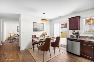 P1825166 virtually staged.jpeg