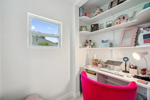  Photo 47