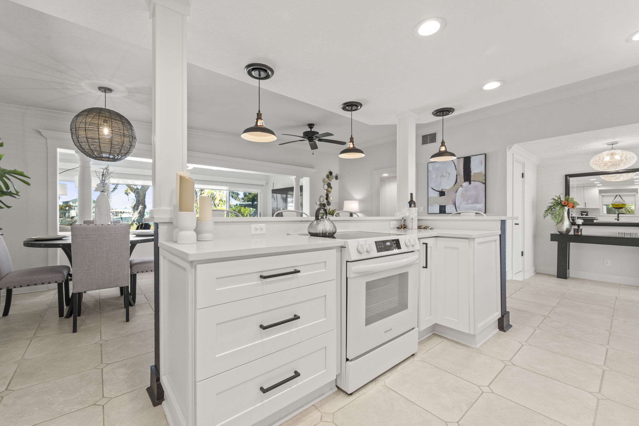 KIT 402 161st Ave 121