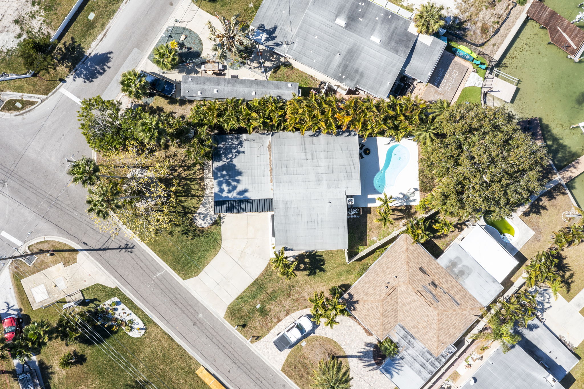 DRONE 402 161st Ave 001