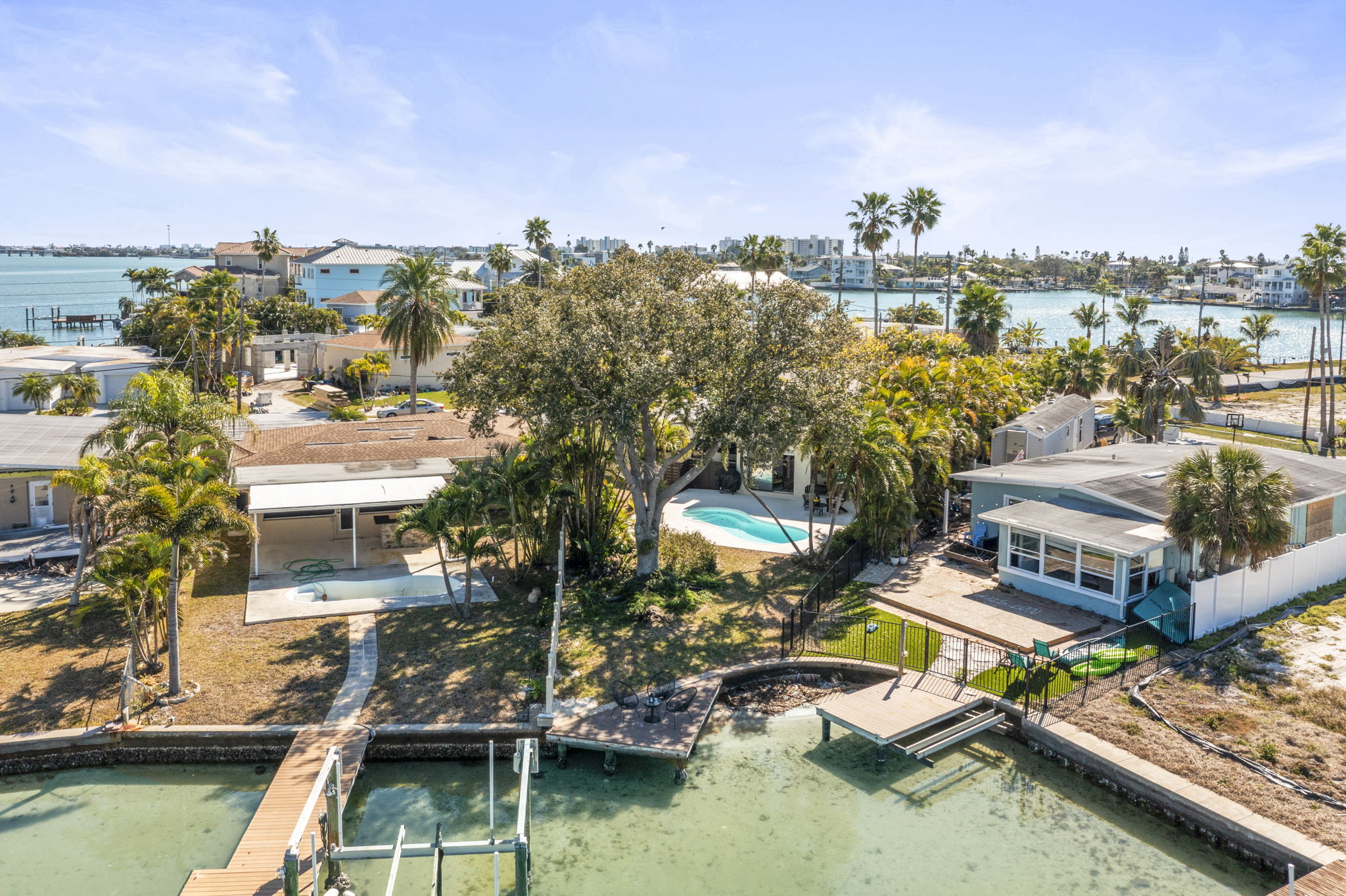 DRONE 402 161st Ave 004