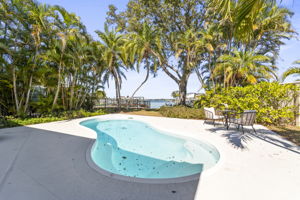 POOL 402 161st Ave 166