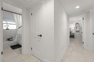 HALL 402 161st Ave 016