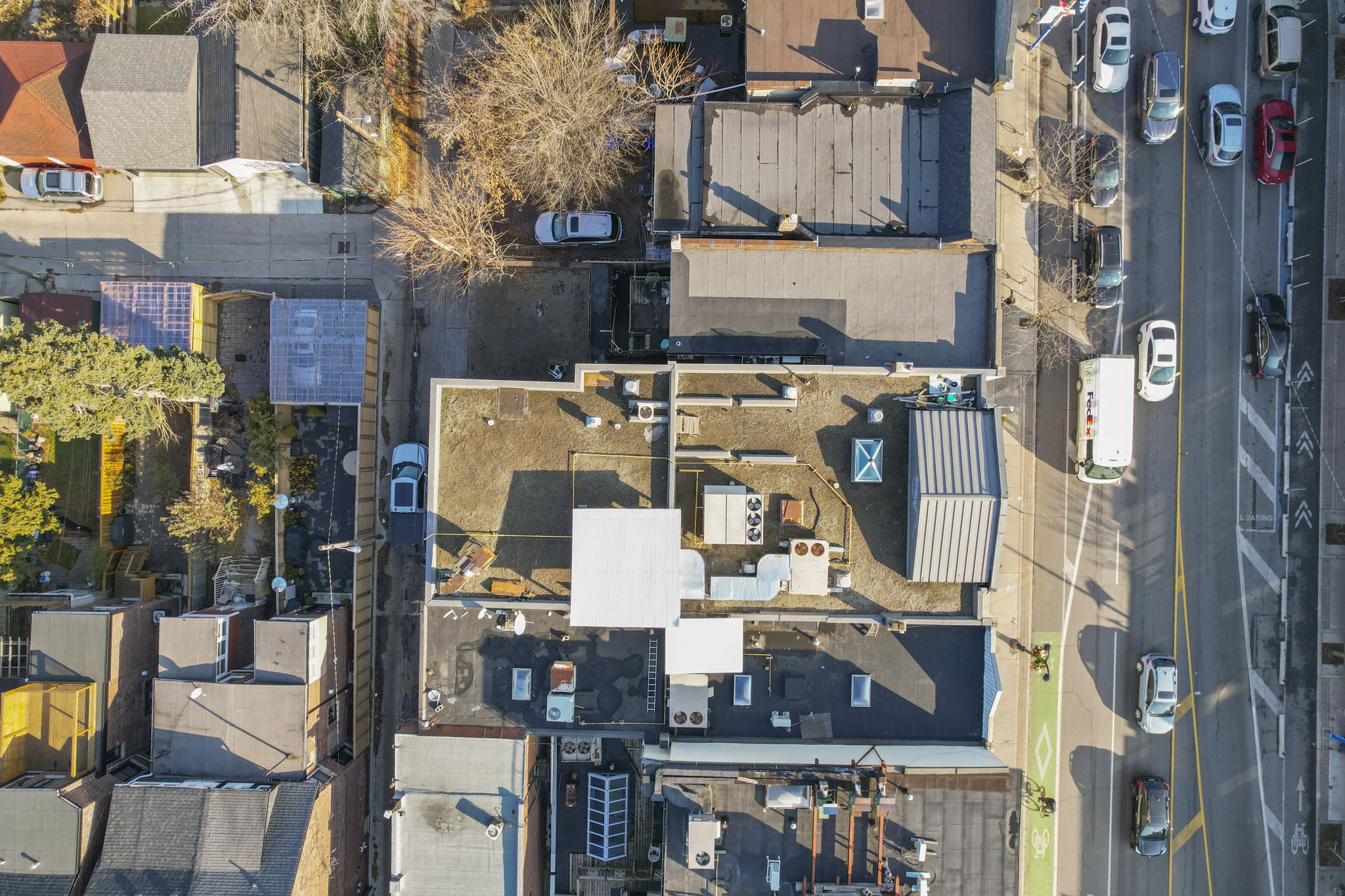 402 Danforth Ave Toronto, ON M4K 1P3