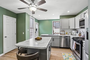 E Ryder St-S1706-012.jpg