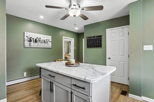 E Ryder St-S1706-014.jpg