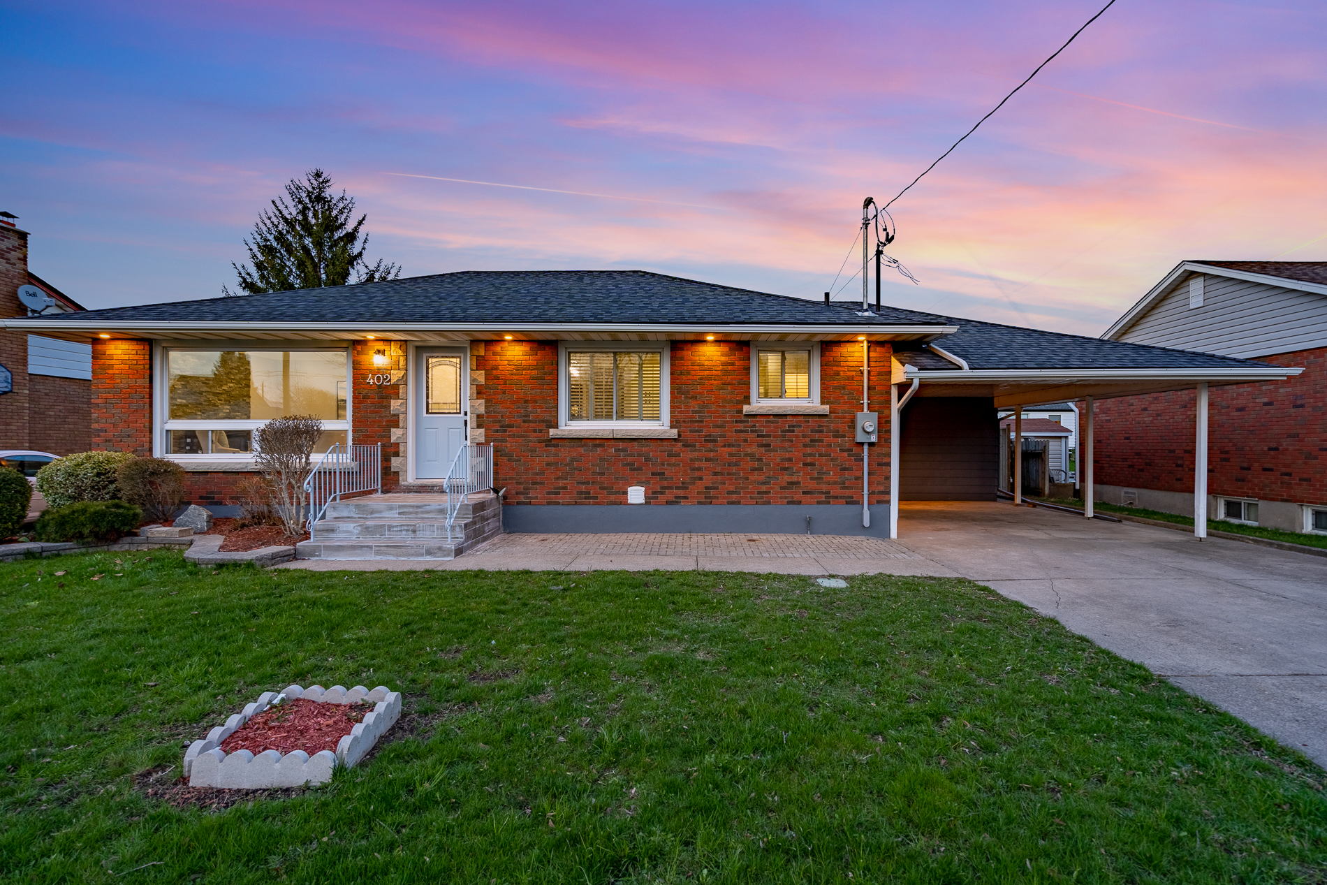 402 Grantham Ave, St. Catharines, ON L2M 5A6 Move It Media