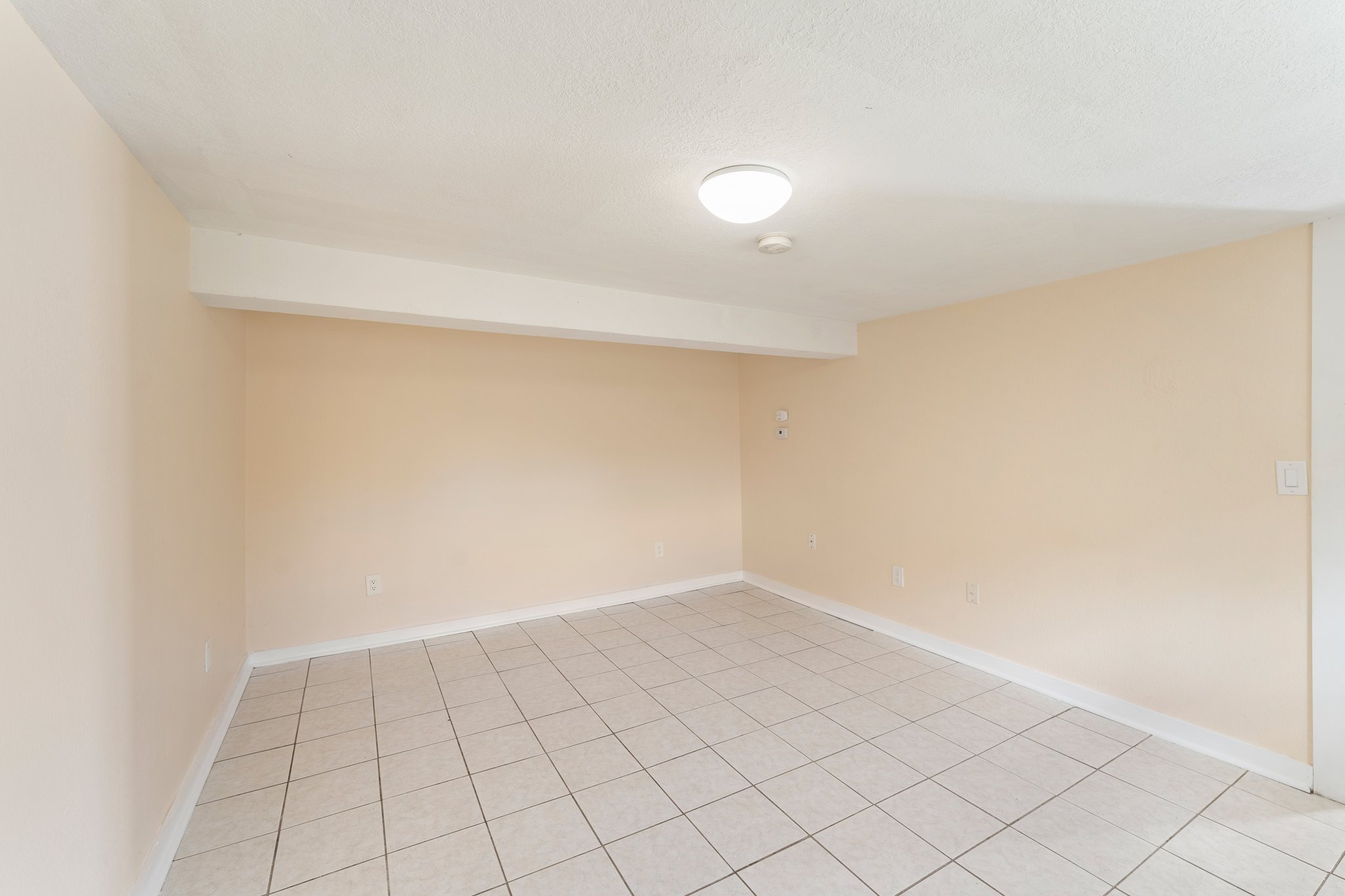 402 Middlebridge Rd, South Kingstown, RI 02879, USA Photo 27