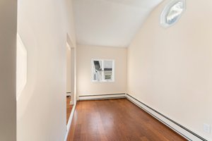 402 Middlebridge Rd, South Kingstown, RI 02879, USA Photo 15