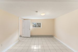402 Middlebridge Rd, South Kingstown, RI 02879, USA Photo 28