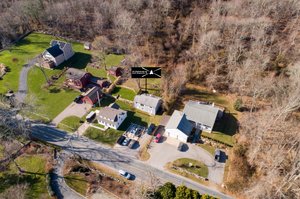 402 Middlebridge Rd, South Kingstown, RI 02879, USA Photo 57