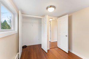 402 Middlebridge Rd, South Kingstown, RI 02879, USA Photo 23