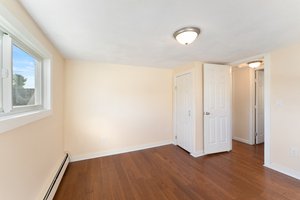 402 Middlebridge Rd, South Kingstown, RI 02879, USA Photo 25
