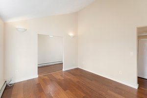 402 Middlebridge Rd, South Kingstown, RI 02879, USA Photo 19