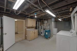 402 Middlebridge Rd, South Kingstown, RI 02879, USA Photo 40