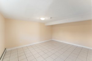 402 Middlebridge Rd, South Kingstown, RI 02879, USA Photo 27