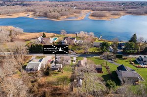 402 Middlebridge Rd, South Kingstown, RI 02879, USA Photo 1