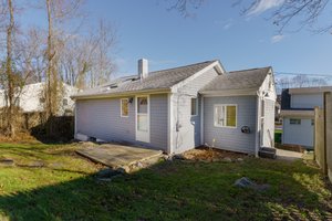 402 Middlebridge Rd, South Kingstown, RI 02879, USA Photo 52