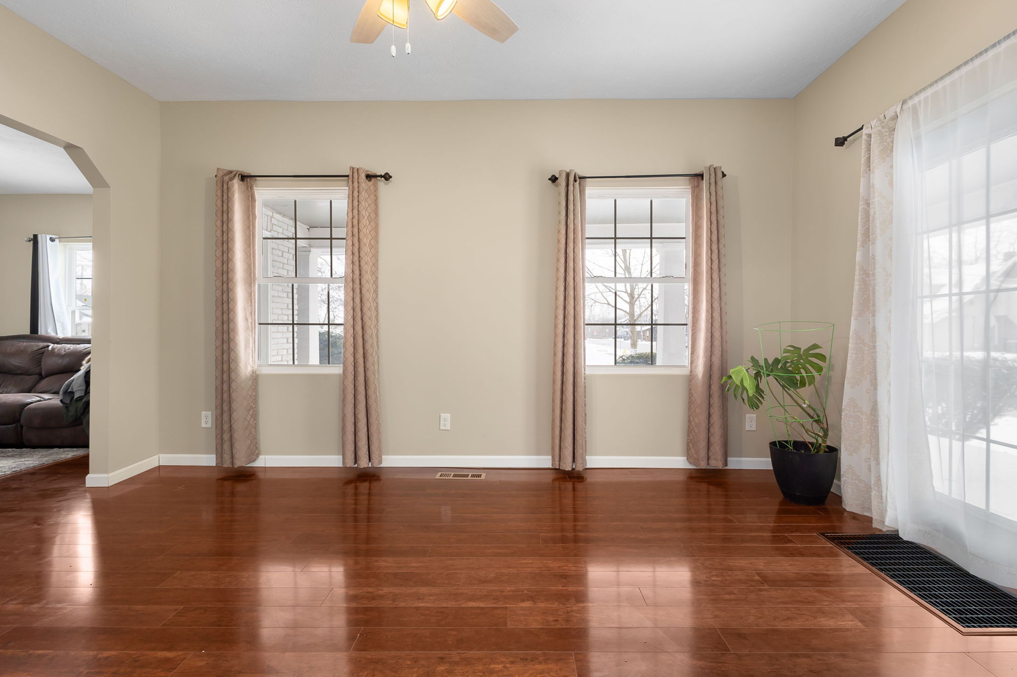 Foyer/Dining/Living Room