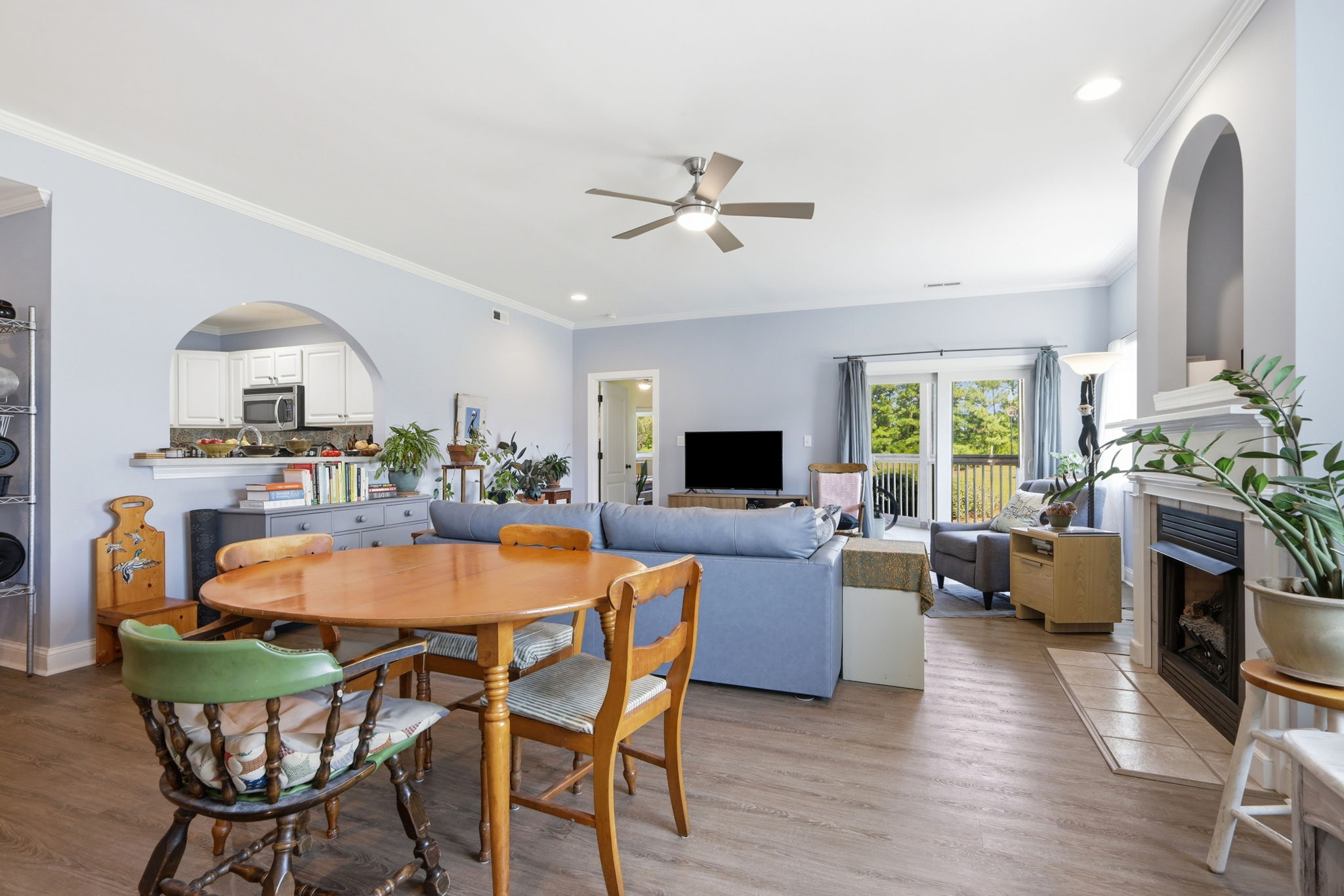 Large Dining Area