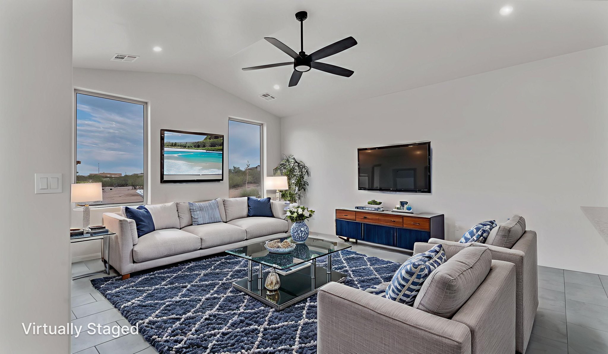 DSC09539 virtually staged.jpeg