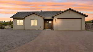 DSC09492 day to dusk.jpeg