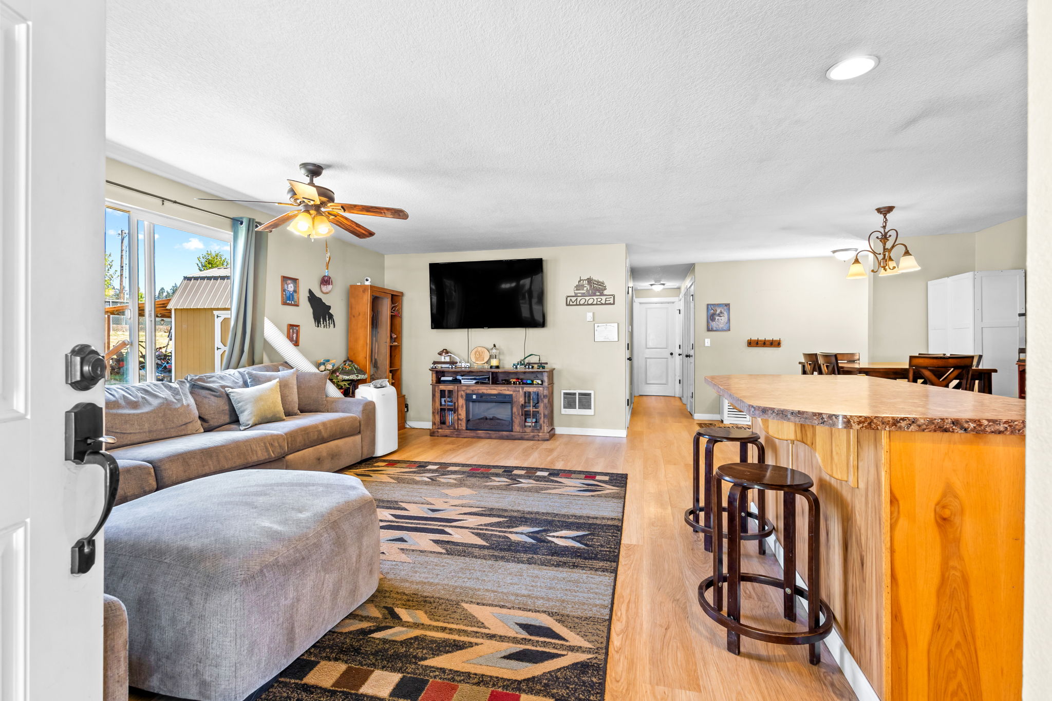 402 SW Ivy RD 5