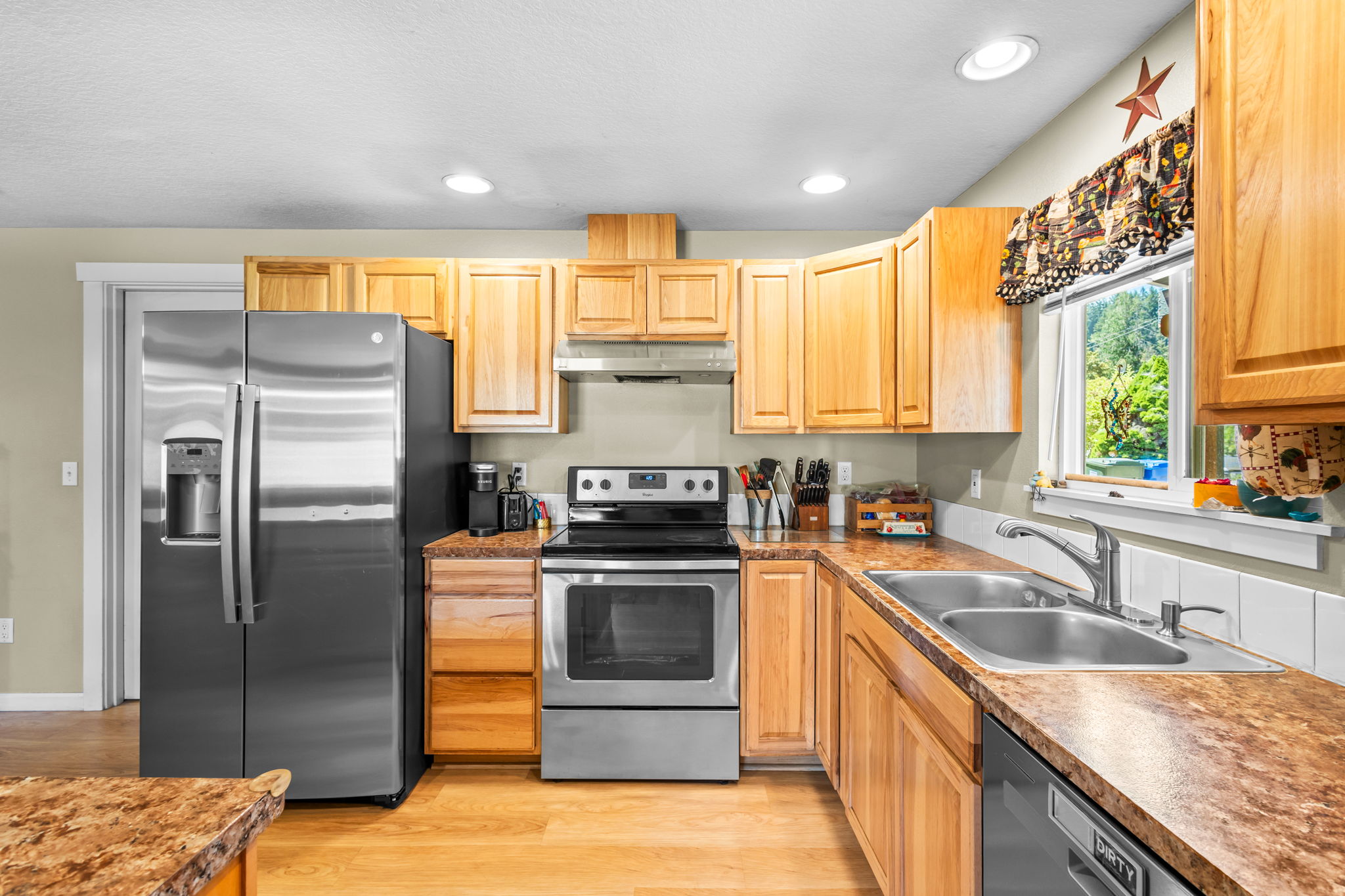 402 SW Ivy RD 13