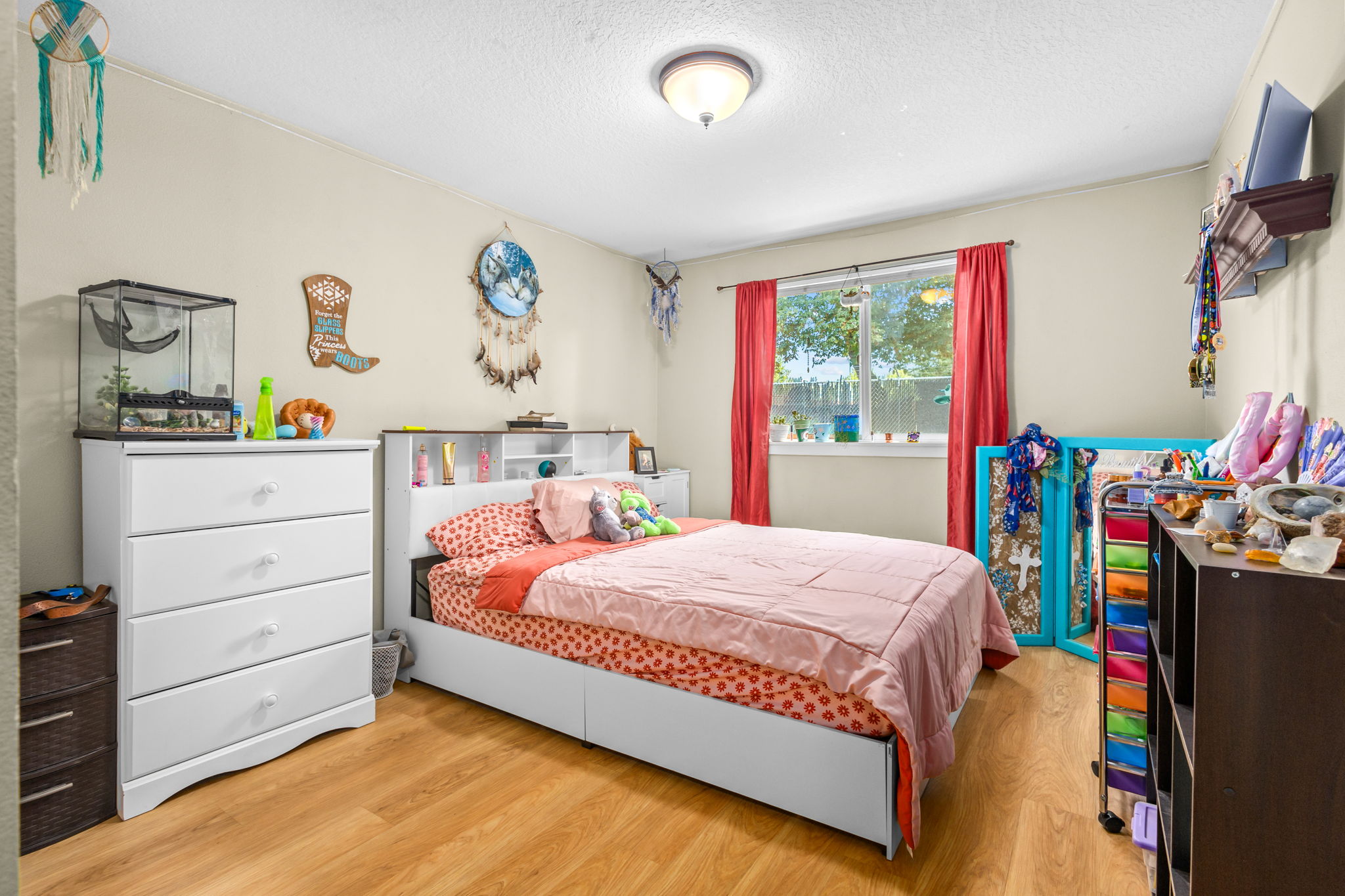 402 SW Ivy RD 24
