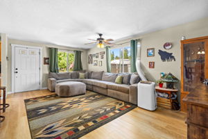 402 SW Ivy RD 7