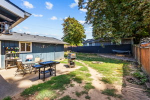 402 SW Ivy RD 30