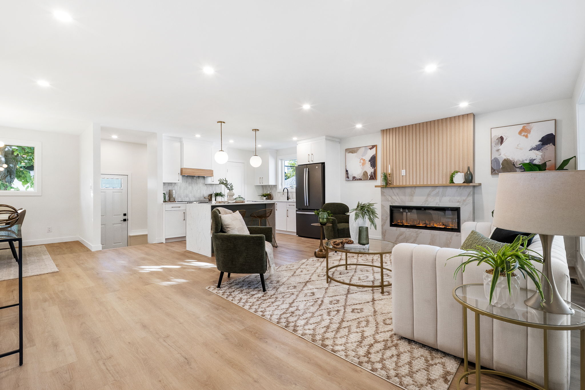 402 Whitegates Crescent - Interior-2