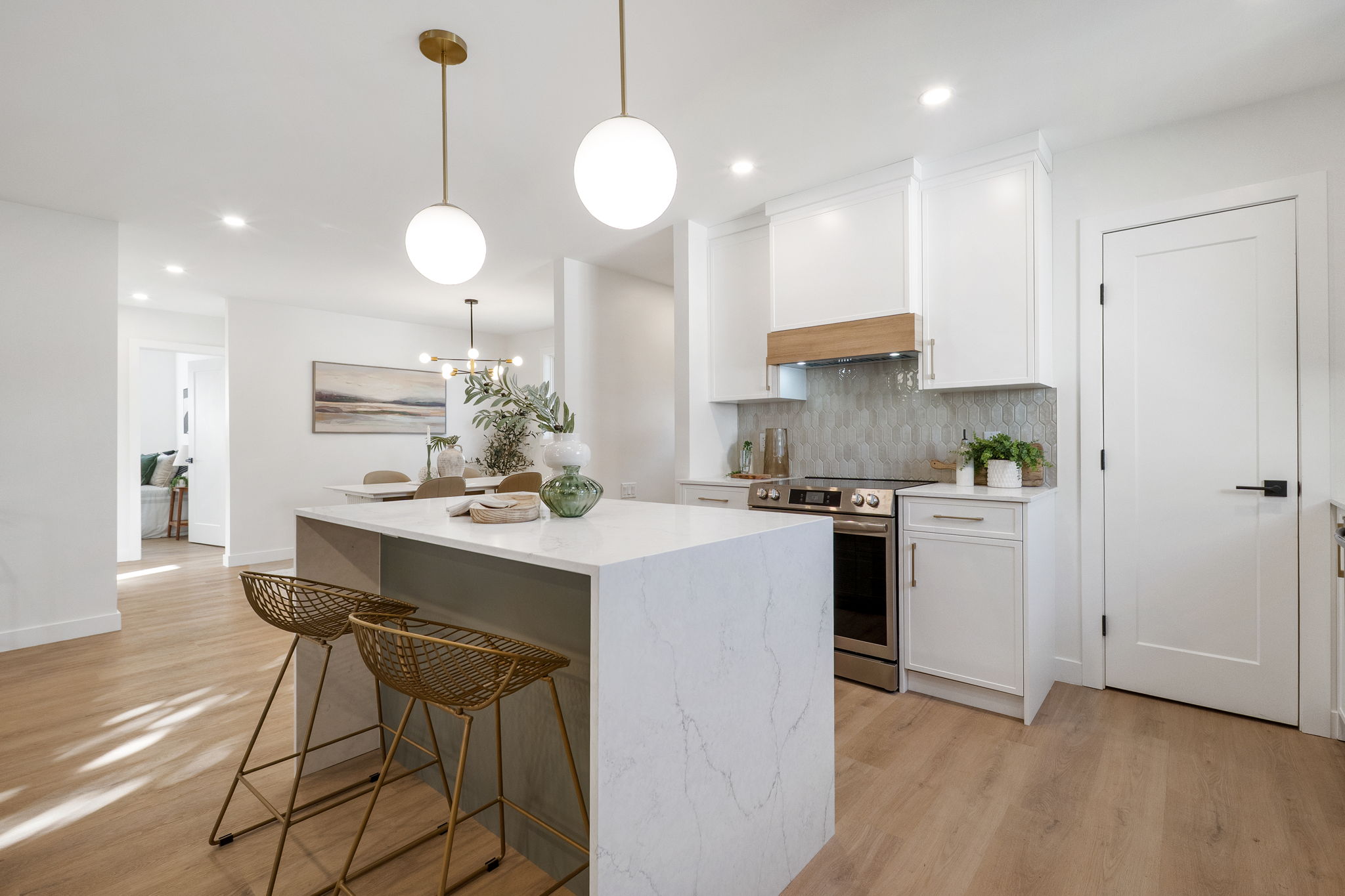 402 Whitegates Crescent - Interior-8
